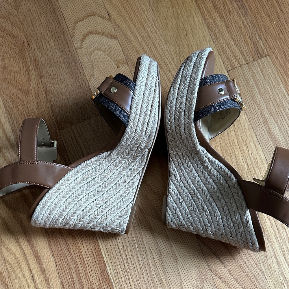 Michael Kors Tan Leather platform espadrilles - Picture 8 of 10